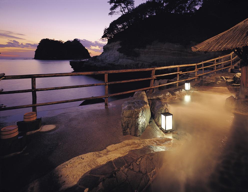ホテル 海辺のかくれ湯 清流 西伊豆町 エクステリア 写真